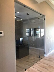 Glass Walls & Doors